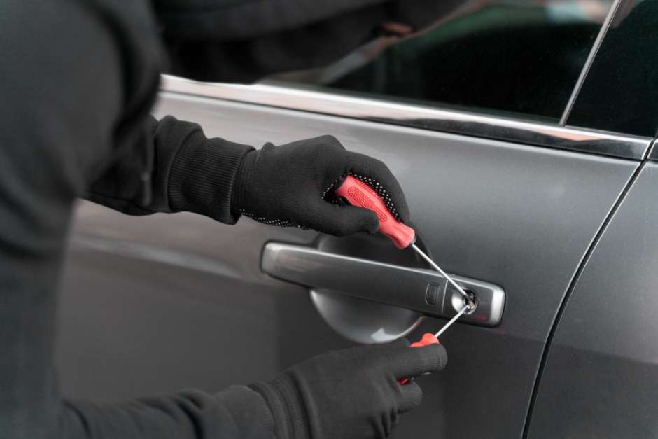 Explore the benefits of choosing Locksmith Services in Wildwood for professional lock installation, repairs & enhanced security.