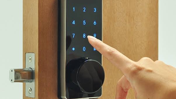 Improve home security with lock replacement in home renovation and ensure stronger protection and lasting peace of mind.